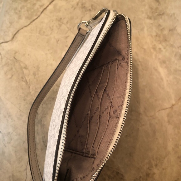 Michael Kors Fulton Wristlet- Bright White - Picture 4 of 7